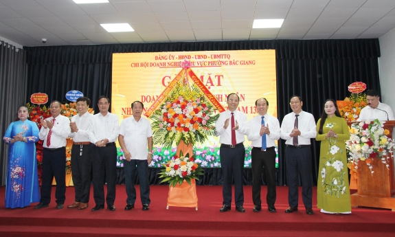 Phường Bắc Giang: Gặp mặt, tôn vinh doanh nghiệp, doanh nhân 